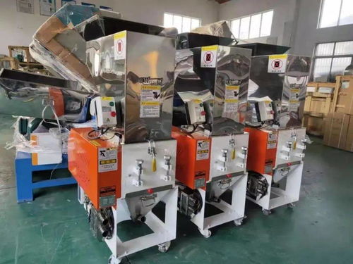 唯絕機械 深耕塑料機械領域，為電子元器件與機電組件制造提供整機配套解決方案