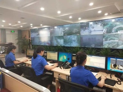 線(xiàn)上線(xiàn)下同發(fā)力，信息服務(wù)零距離